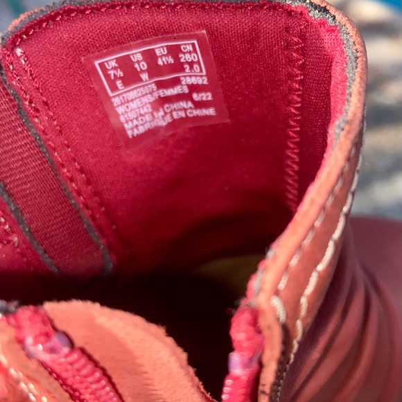 Clark’s Women's Red Ankle Boots - Picture 2 of 5